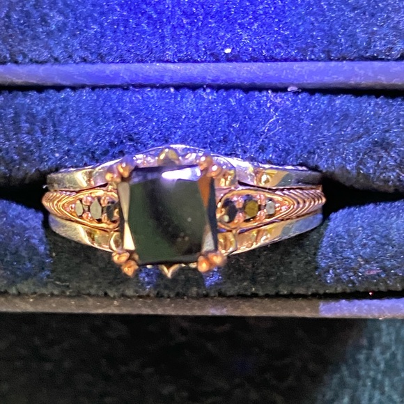 Rare and Goregous Black Diamond Ring 14K White & Rose Gold - Picture 2 of 9